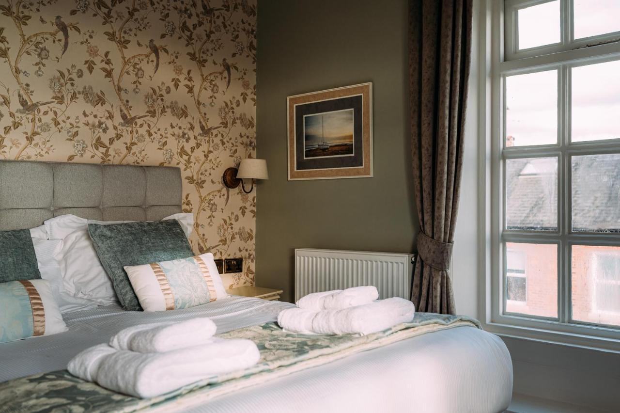 The Queens Hotel Lytham St Annes Eksteriør billede